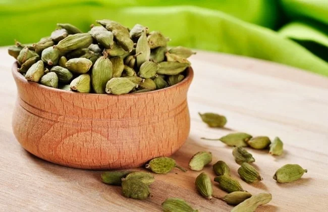 أهم فوائد الهيل الصحية وكيفية استخدامه
